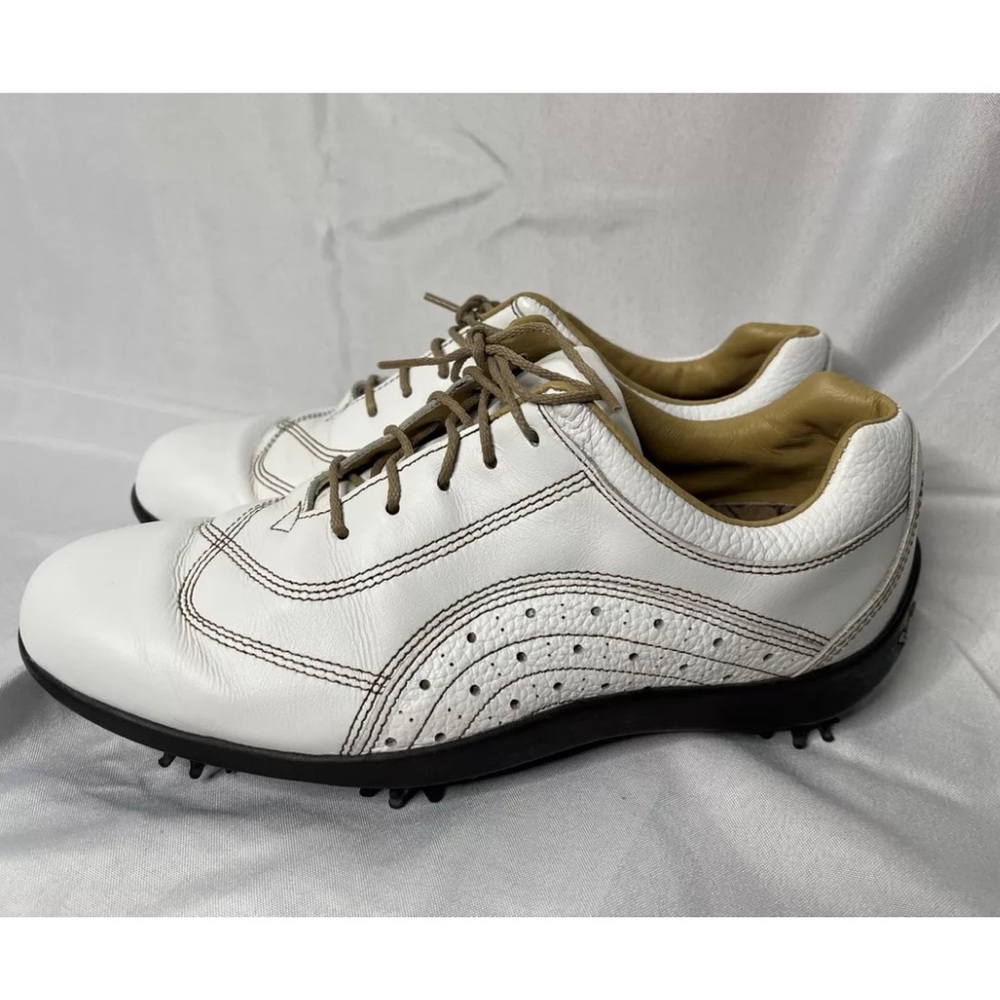 FootJoy Women's Size 8M LoPro White Leather Low Top Soft Spikes Golf Shoes 97067
